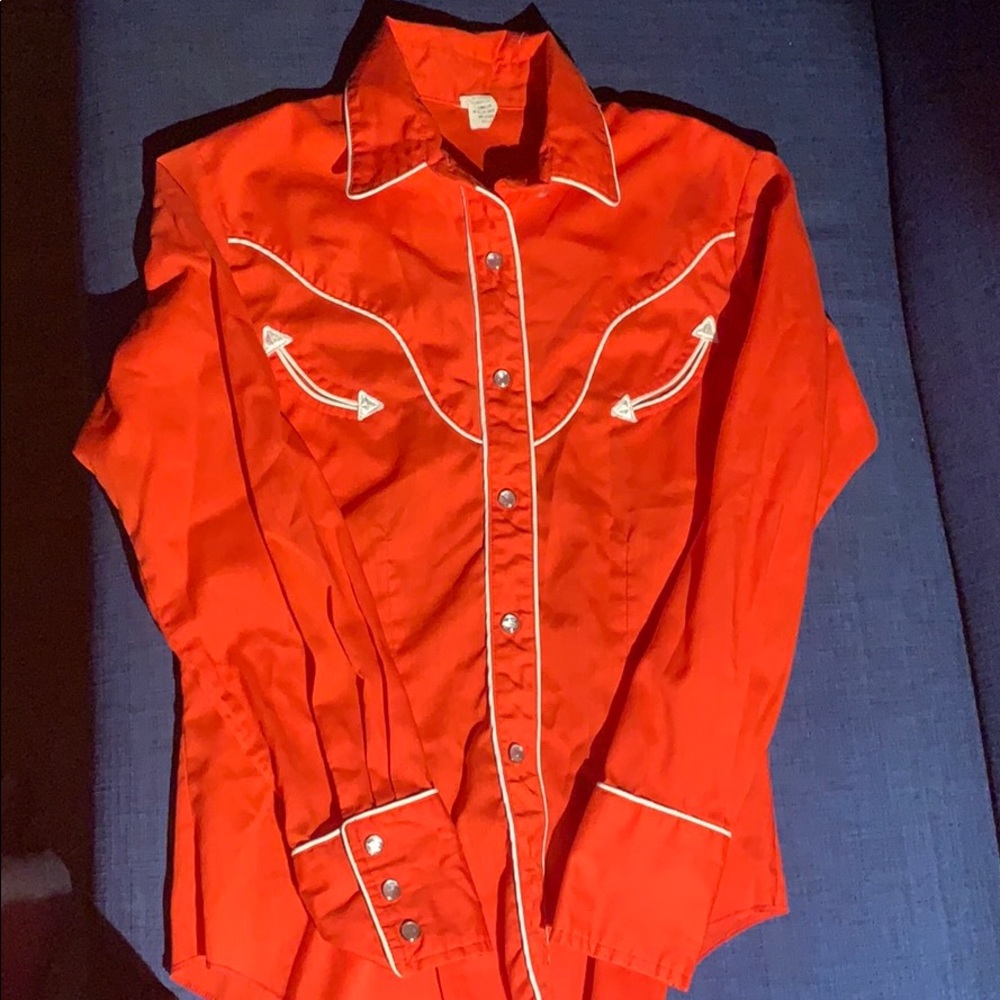 Vintage western barn red button down